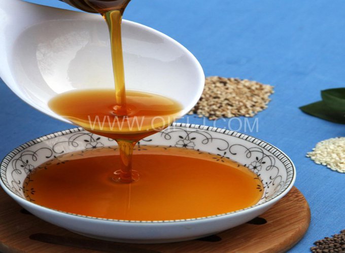 芝麻油提取加工，企鵝糧油機械生產色香味俱佳的油脂(圖1)